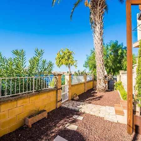 2 Bedroom In Holiday home *